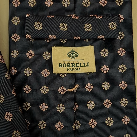 LUIGI BORRELLI Blue print 100% Silk Tie! made in Italy! - Picture 2 of 5